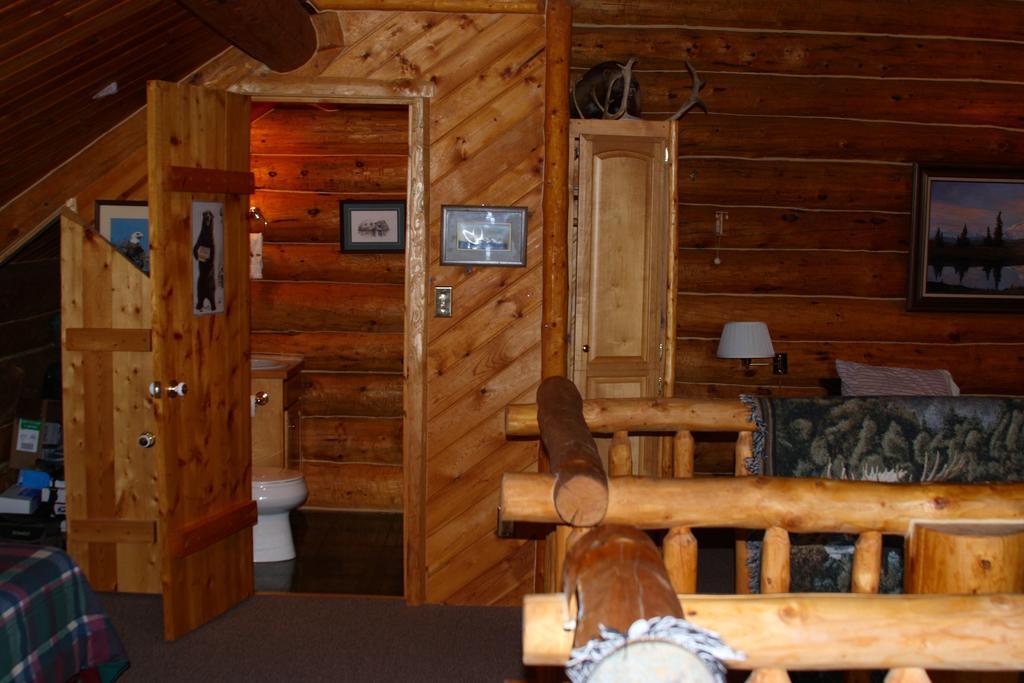 Wise Old Hunter Lodge Anchor Point Kamer foto